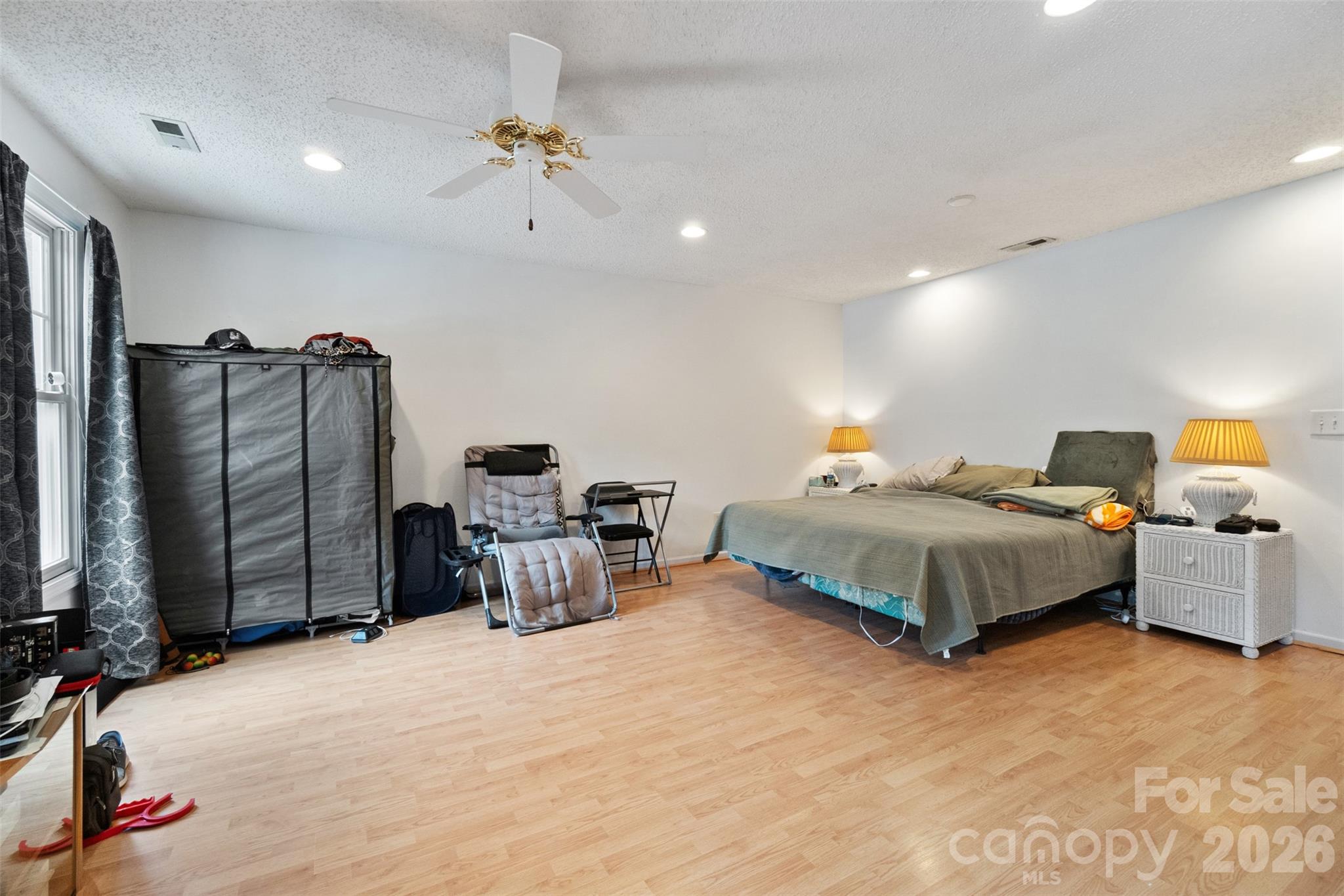 Oakridge Acres - Residential