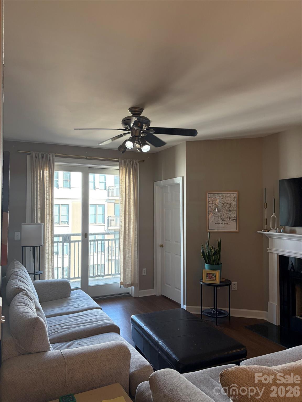 Gateway Plaza - Residential