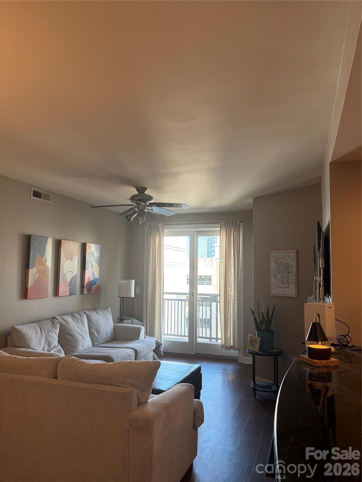 Gateway Plaza - Residential