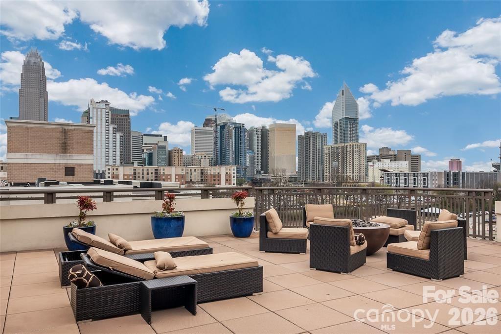 Gateway Plaza - Residential