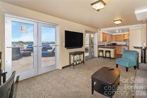 Gateway Plaza - Residential
