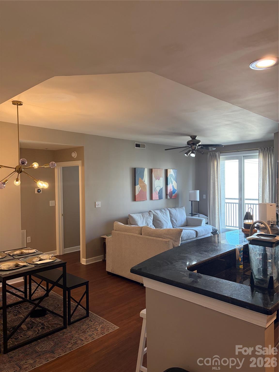 Gateway Plaza - Residential