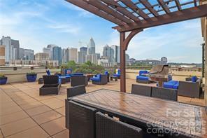 Gateway Plaza - Residential