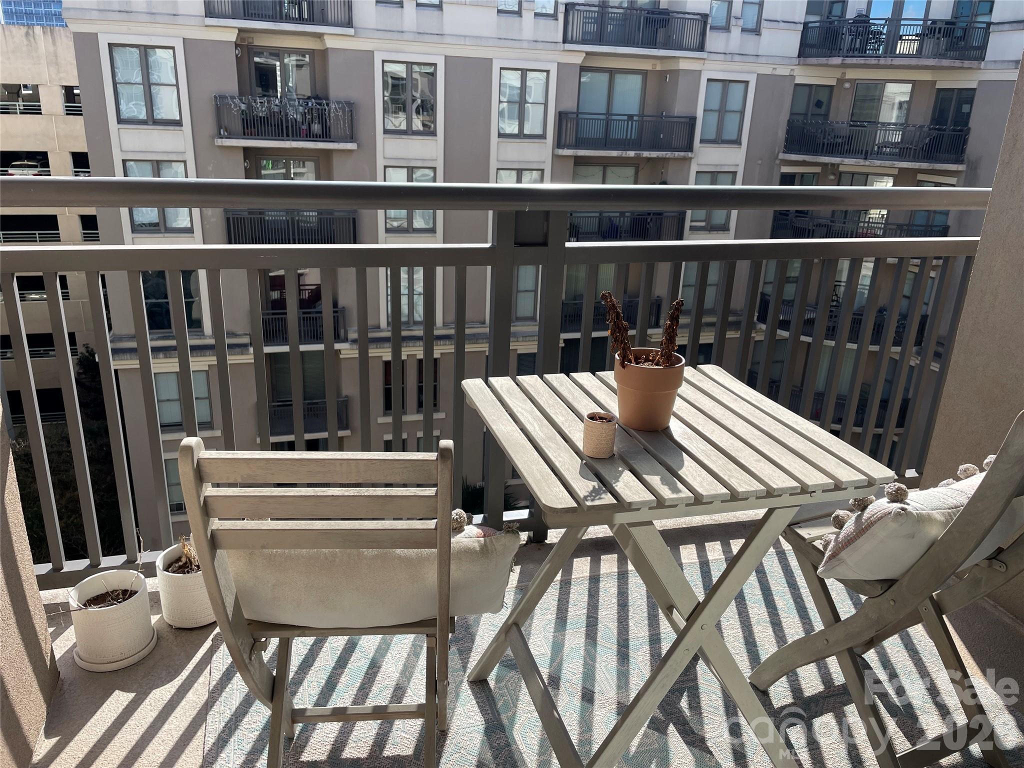 Gateway Plaza - Residential