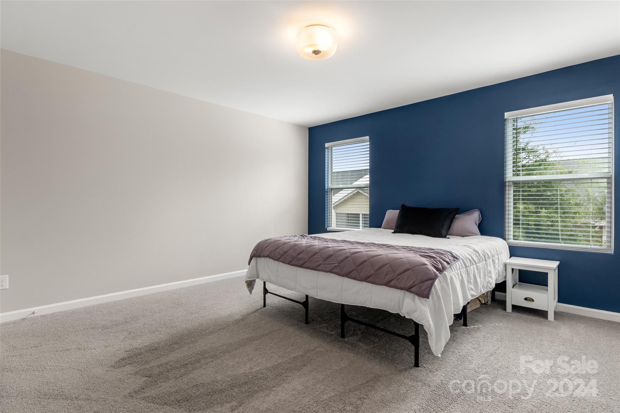Newport Lakes - Residential