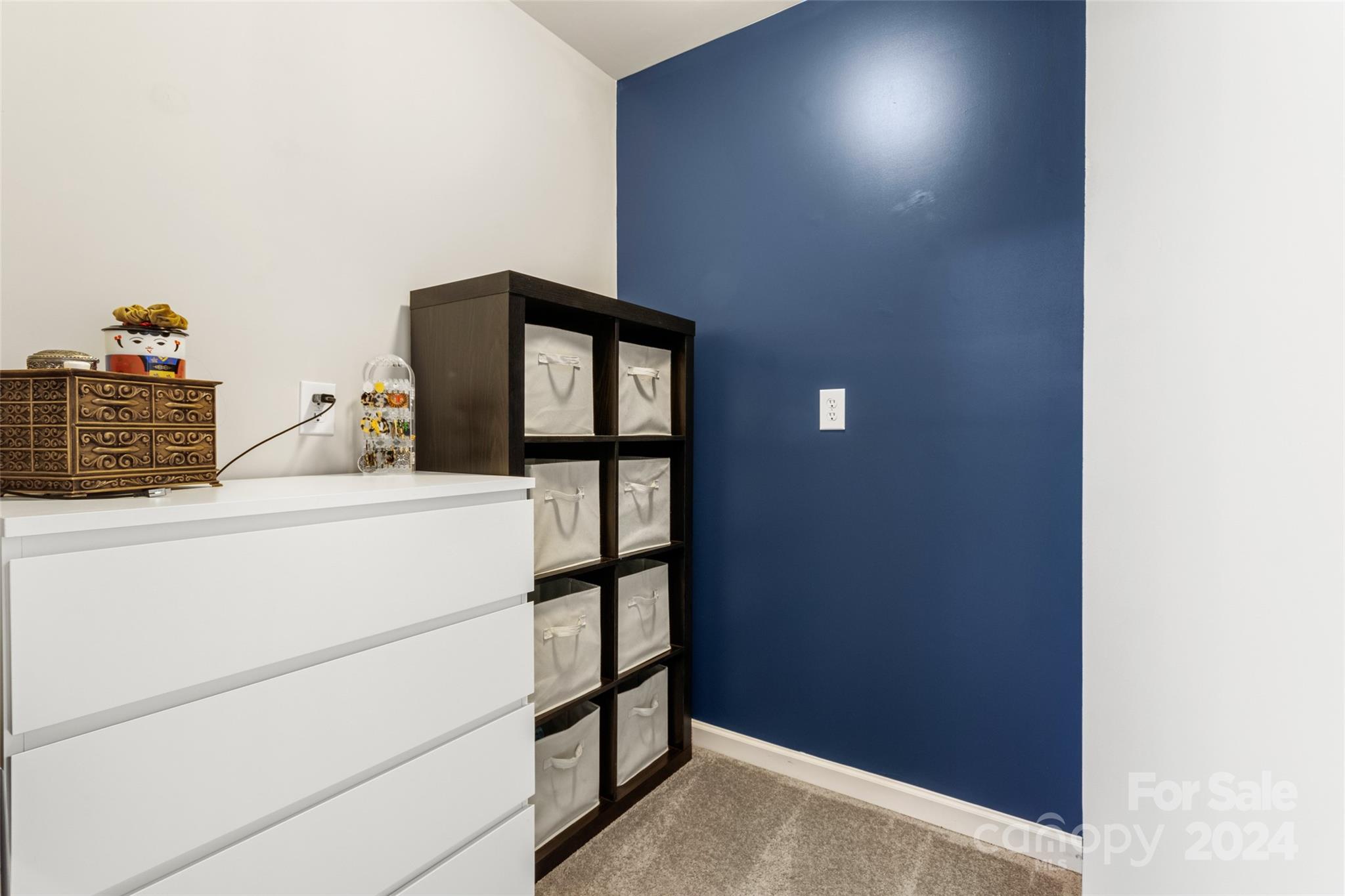Newport Lakes - Residential