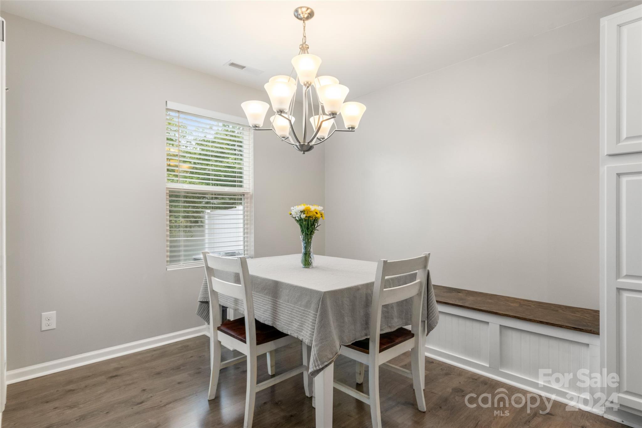 Newport Lakes - Residential