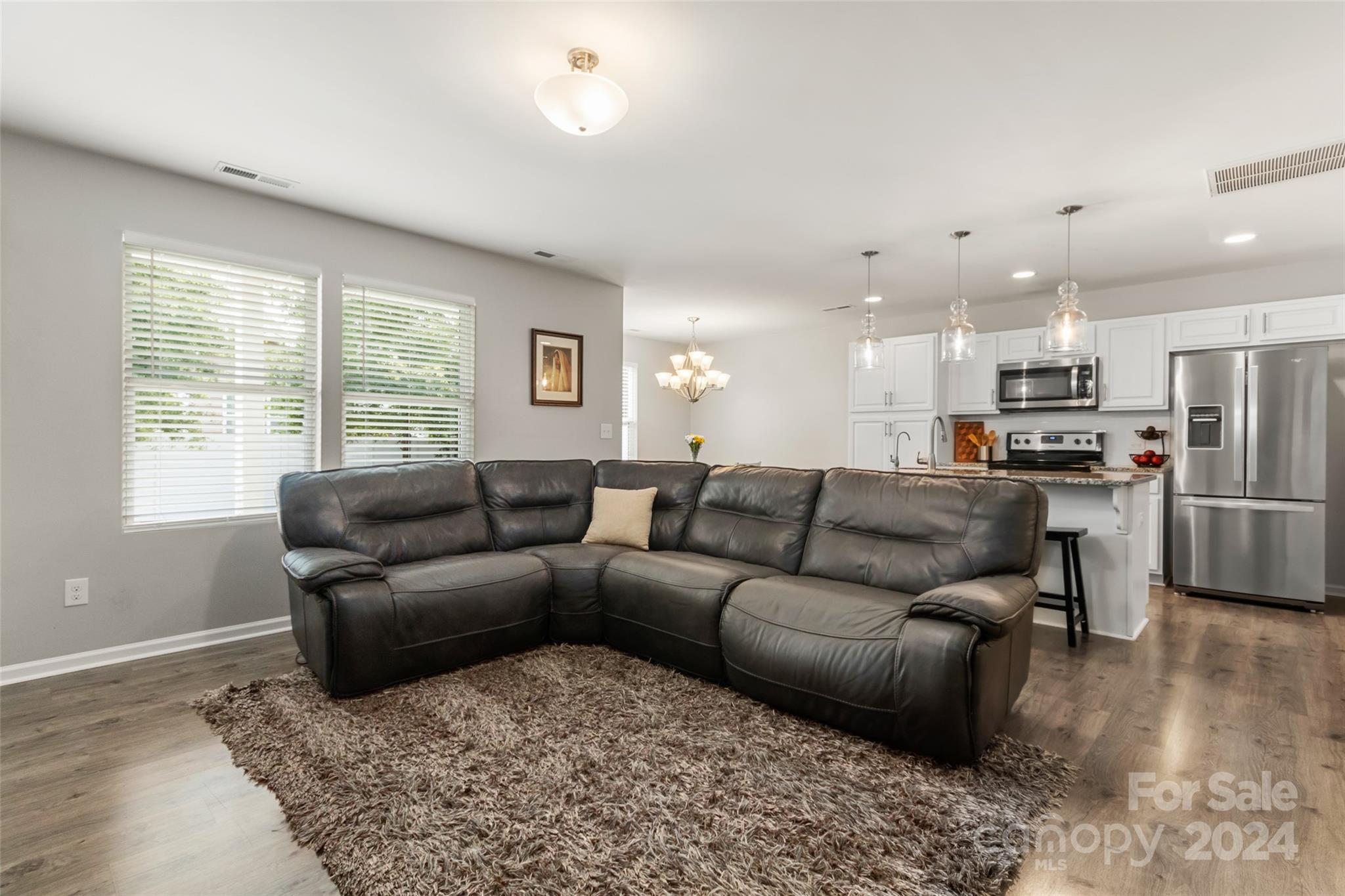Newport Lakes - Residential