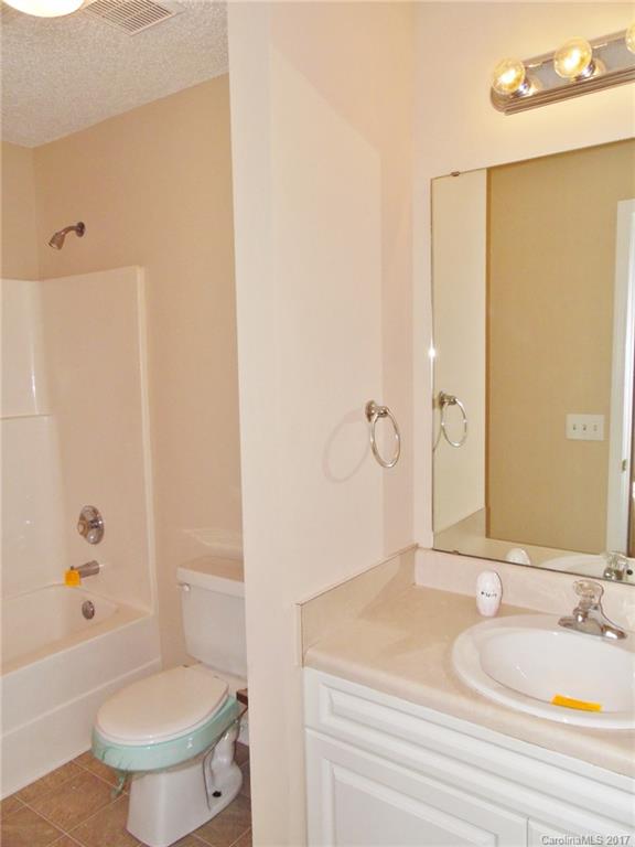 Hallmark Glen - Residential