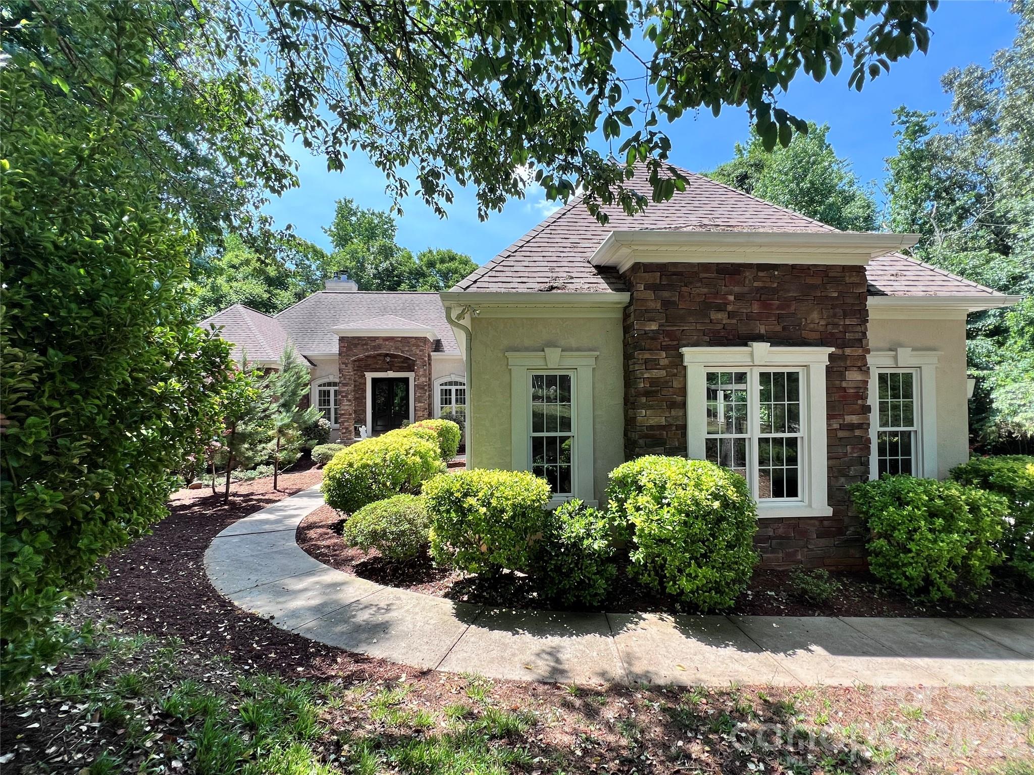 Victoria Creek - Residential