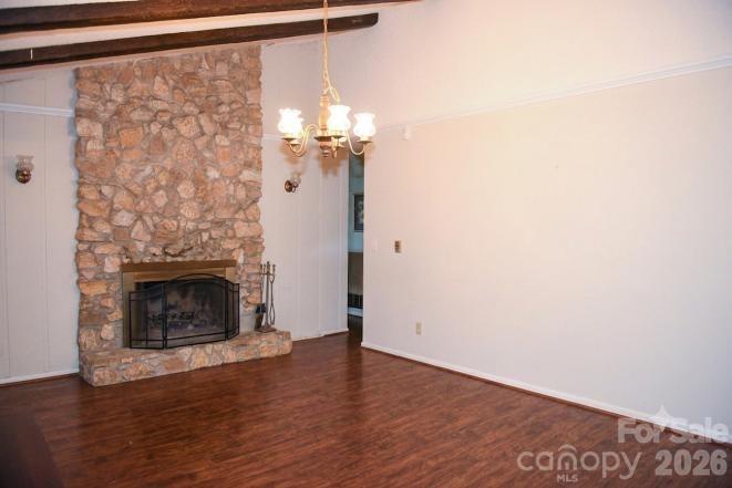 Pineview Lakes - Residential