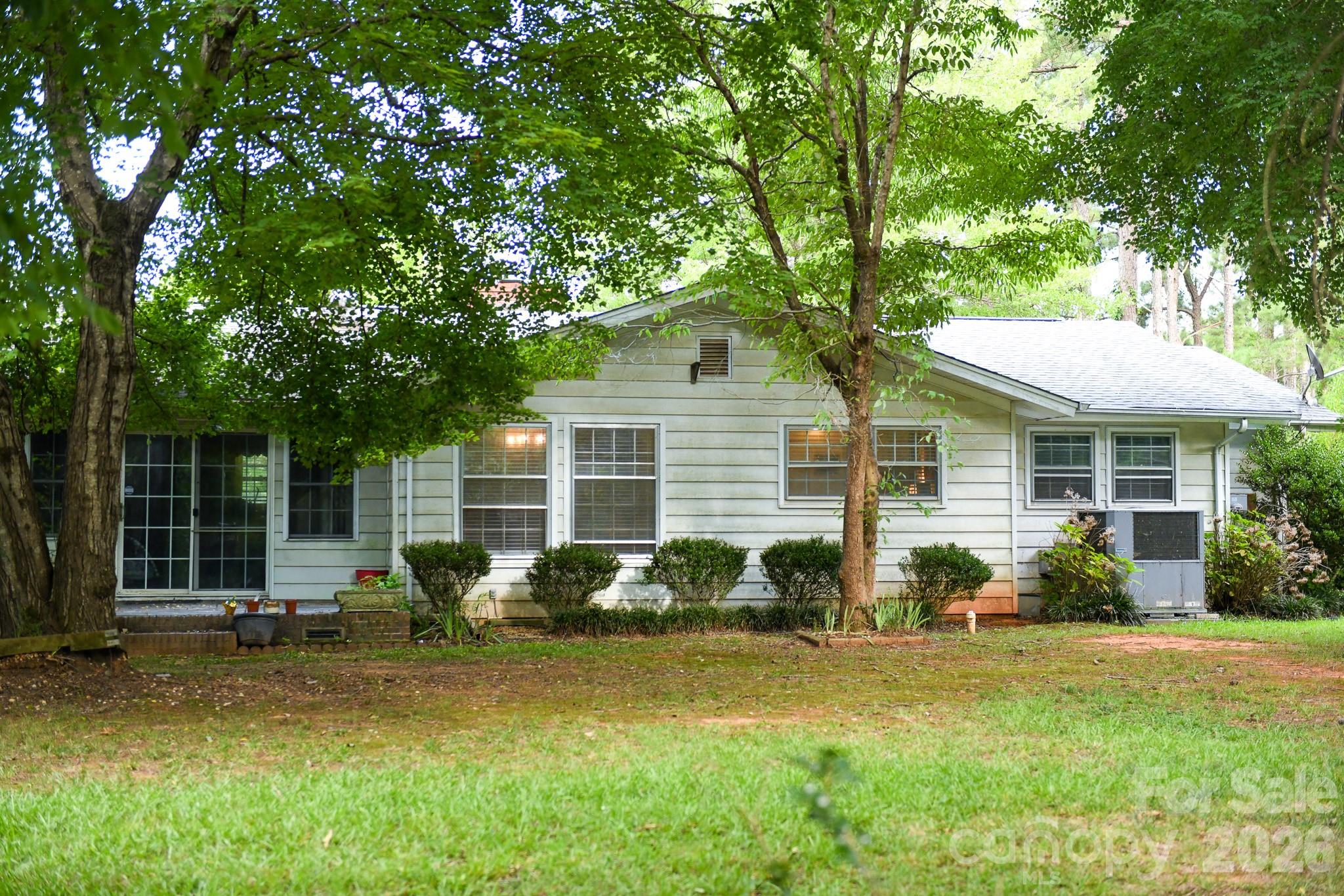 Pineview Lakes - Residential