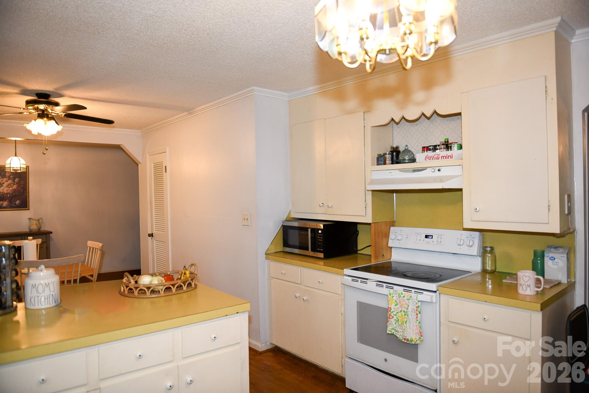 Pineview Lakes - Residential