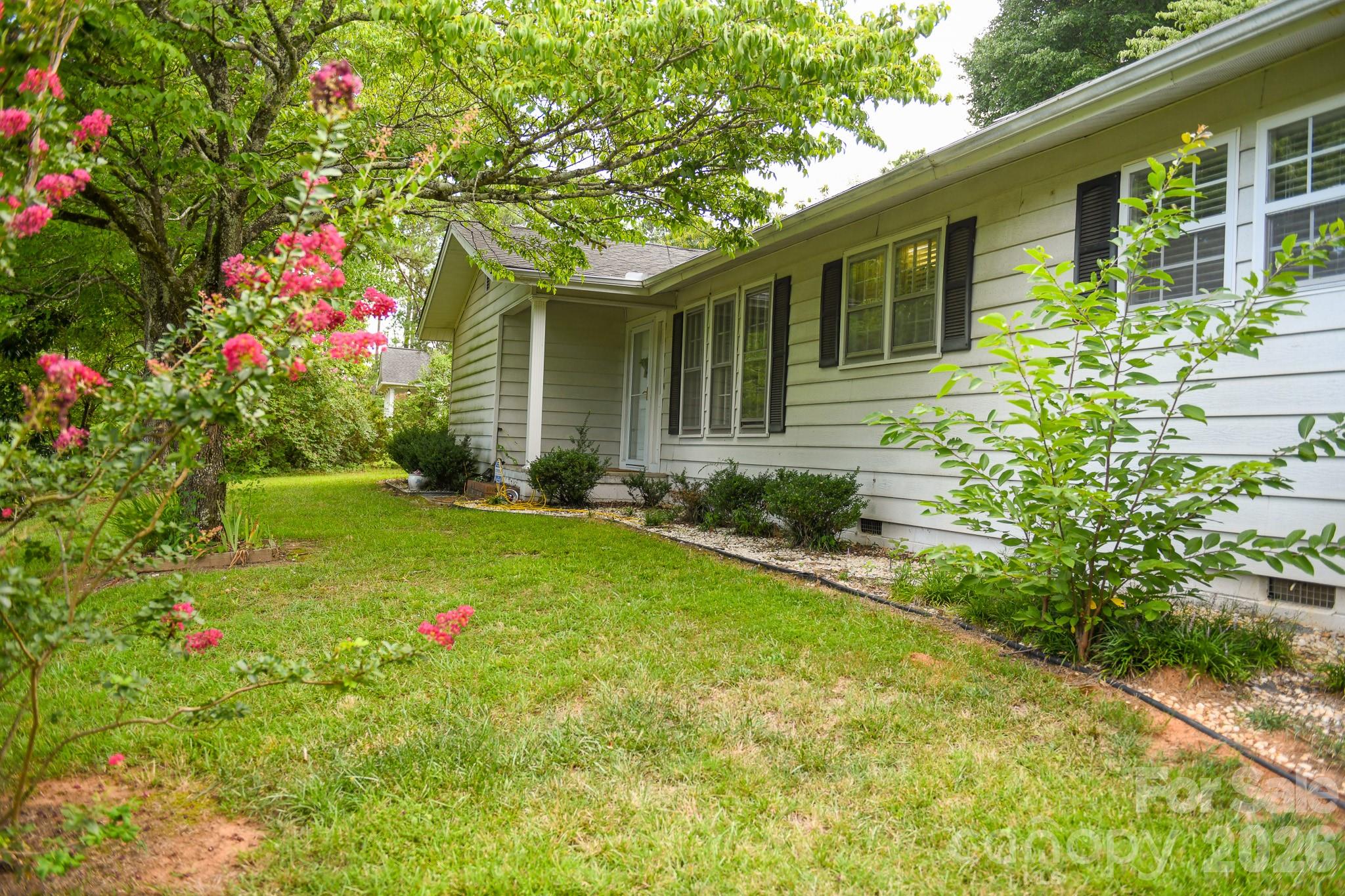 Pineview Lakes - Residential