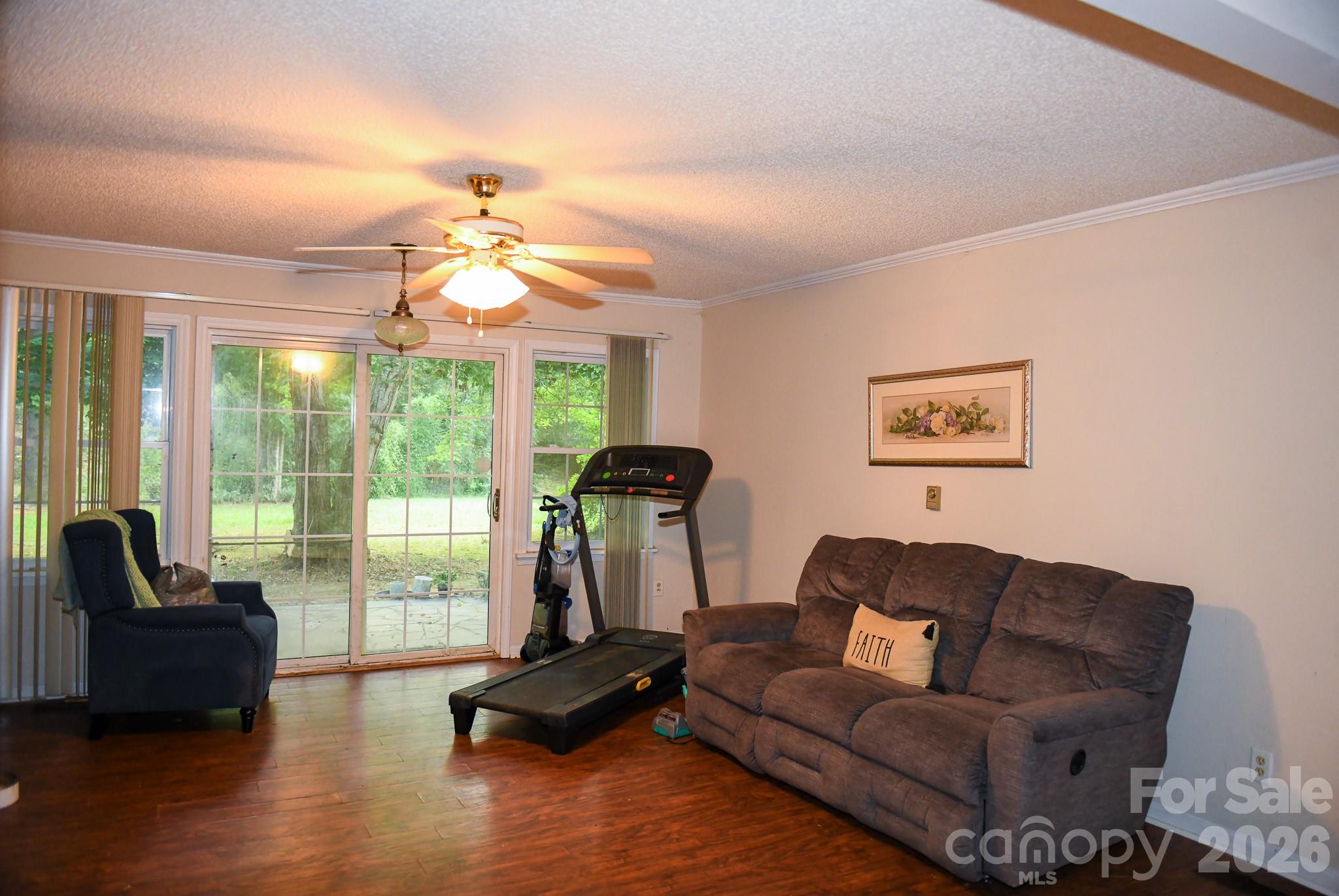 Pineview Lakes - Residential