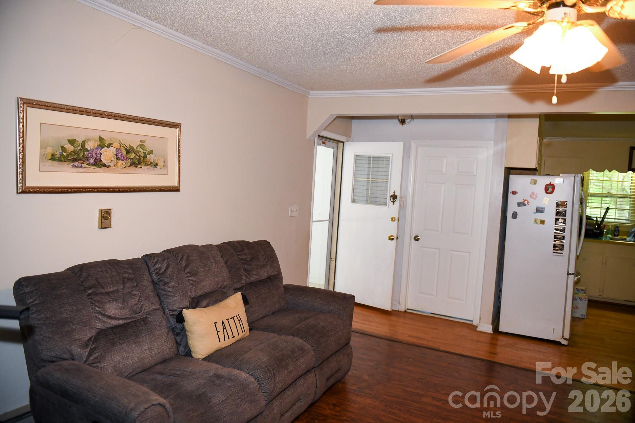 Pineview Lakes - Residential