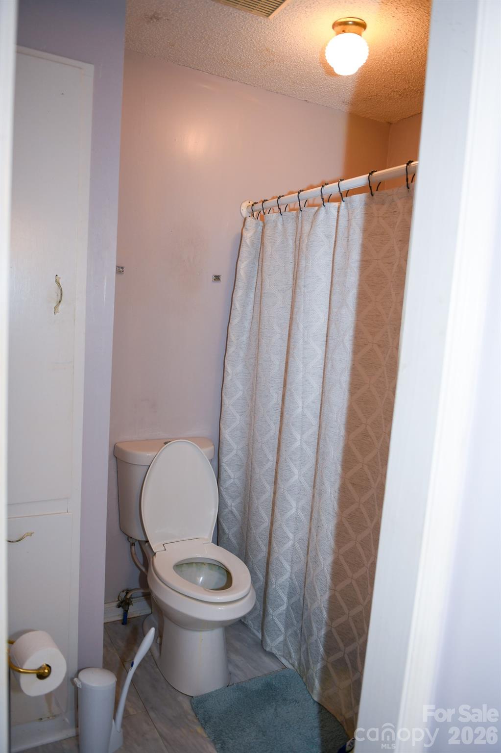 Pineview Lakes - Residential