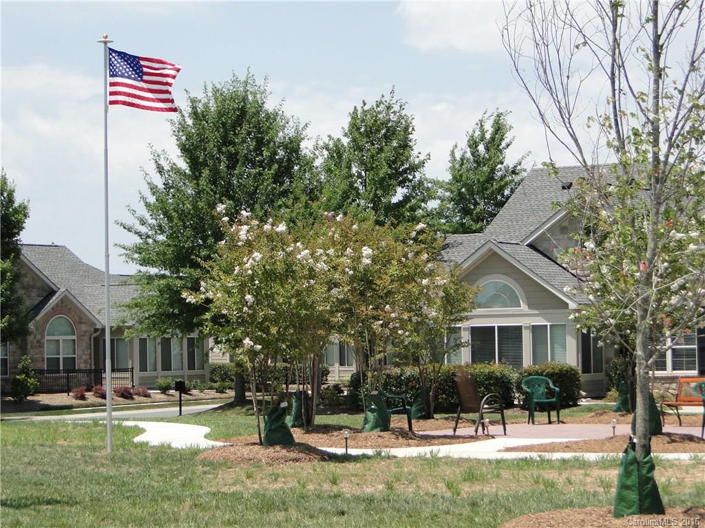 Stone Crest Villas - Residential