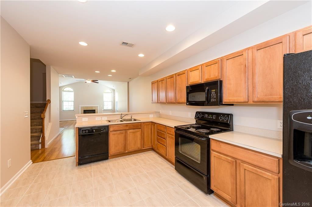Stone Crest Villas - Residential