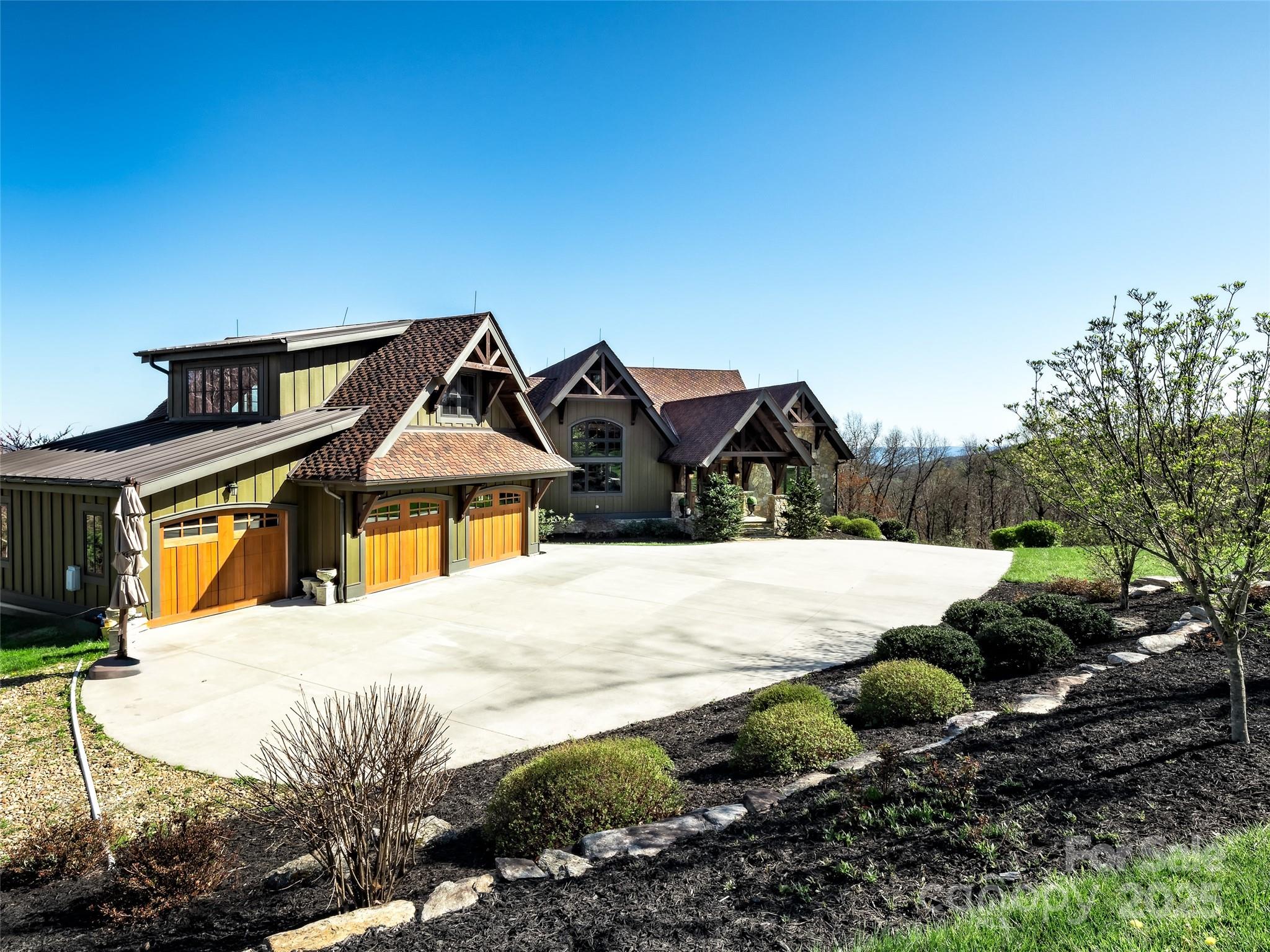 Grand Highlands at Bearwallow - Residential
