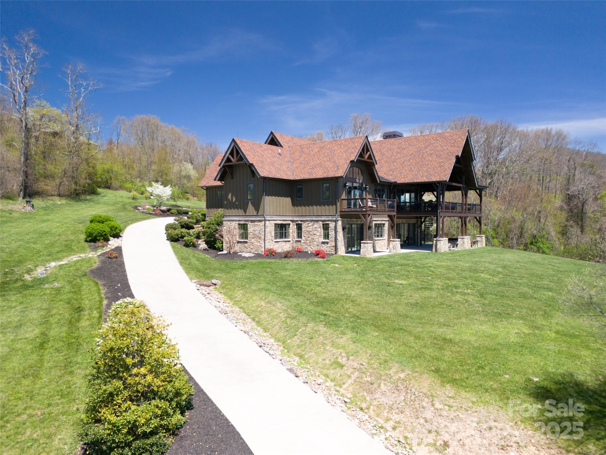 Grand Highlands at Bearwallow - Residential