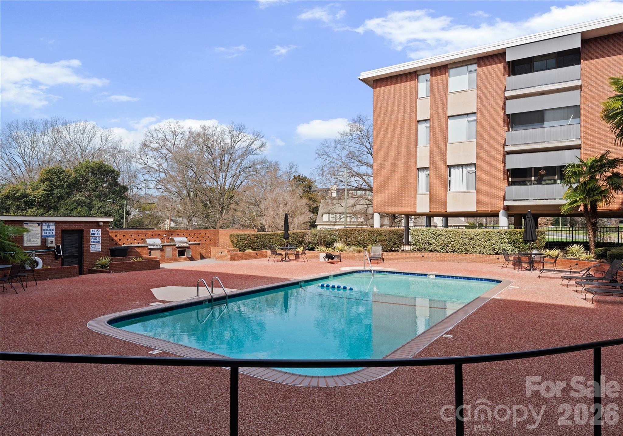 Queens Towers - Residential