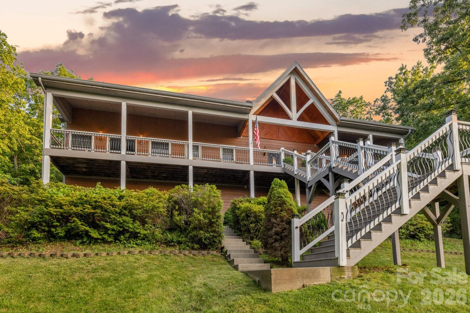 Laurel Woods - Residential
