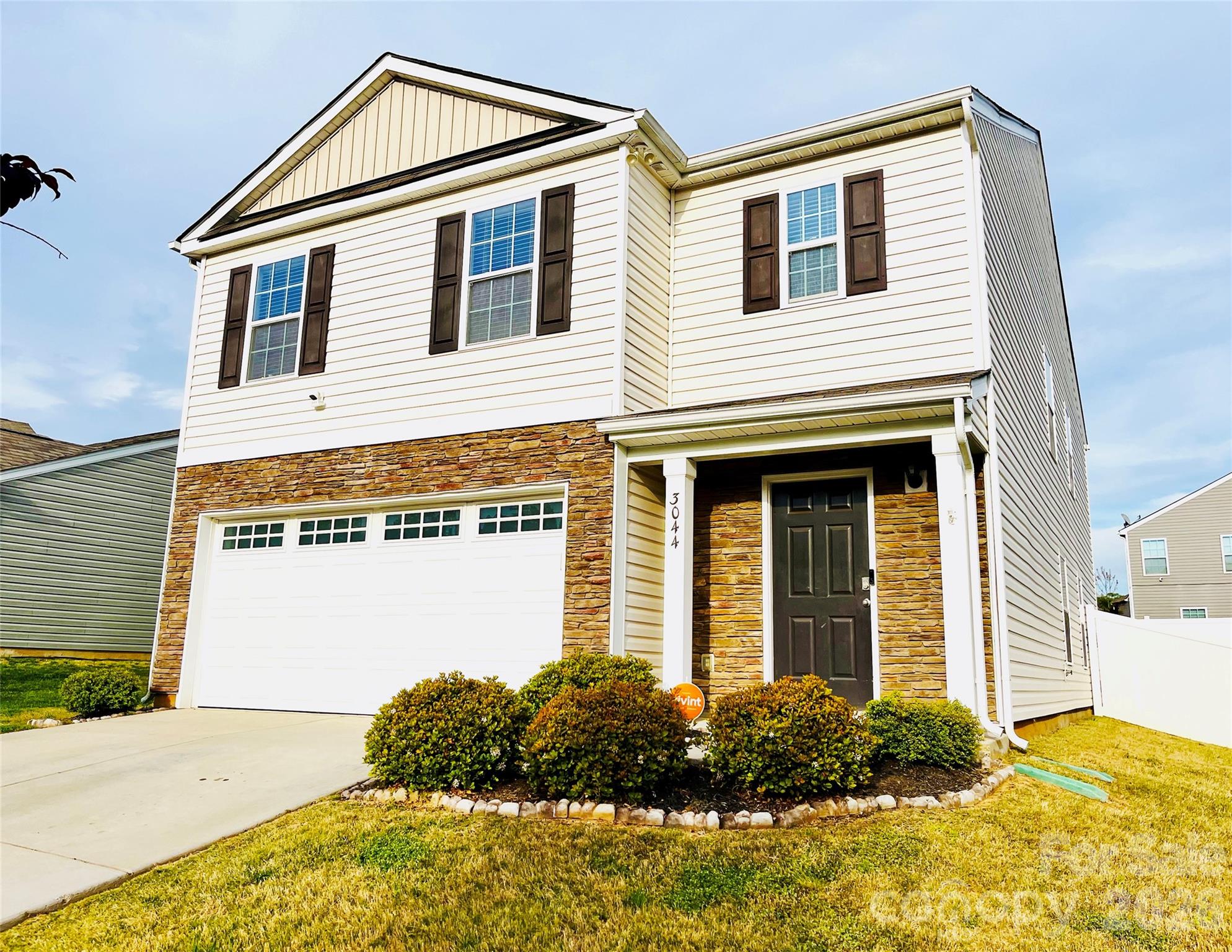 Apple Creek Village - Residential