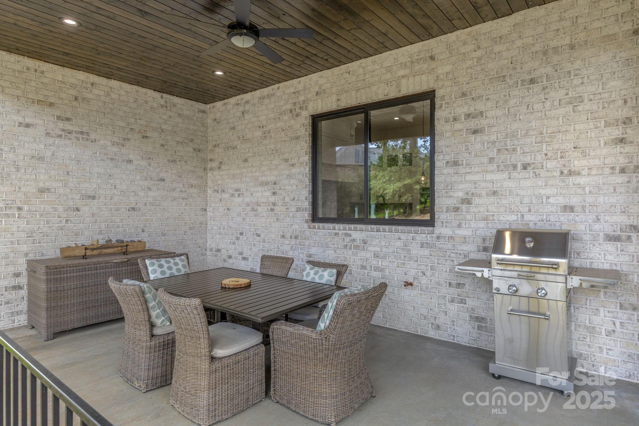 Woodfin Ridge - Residential