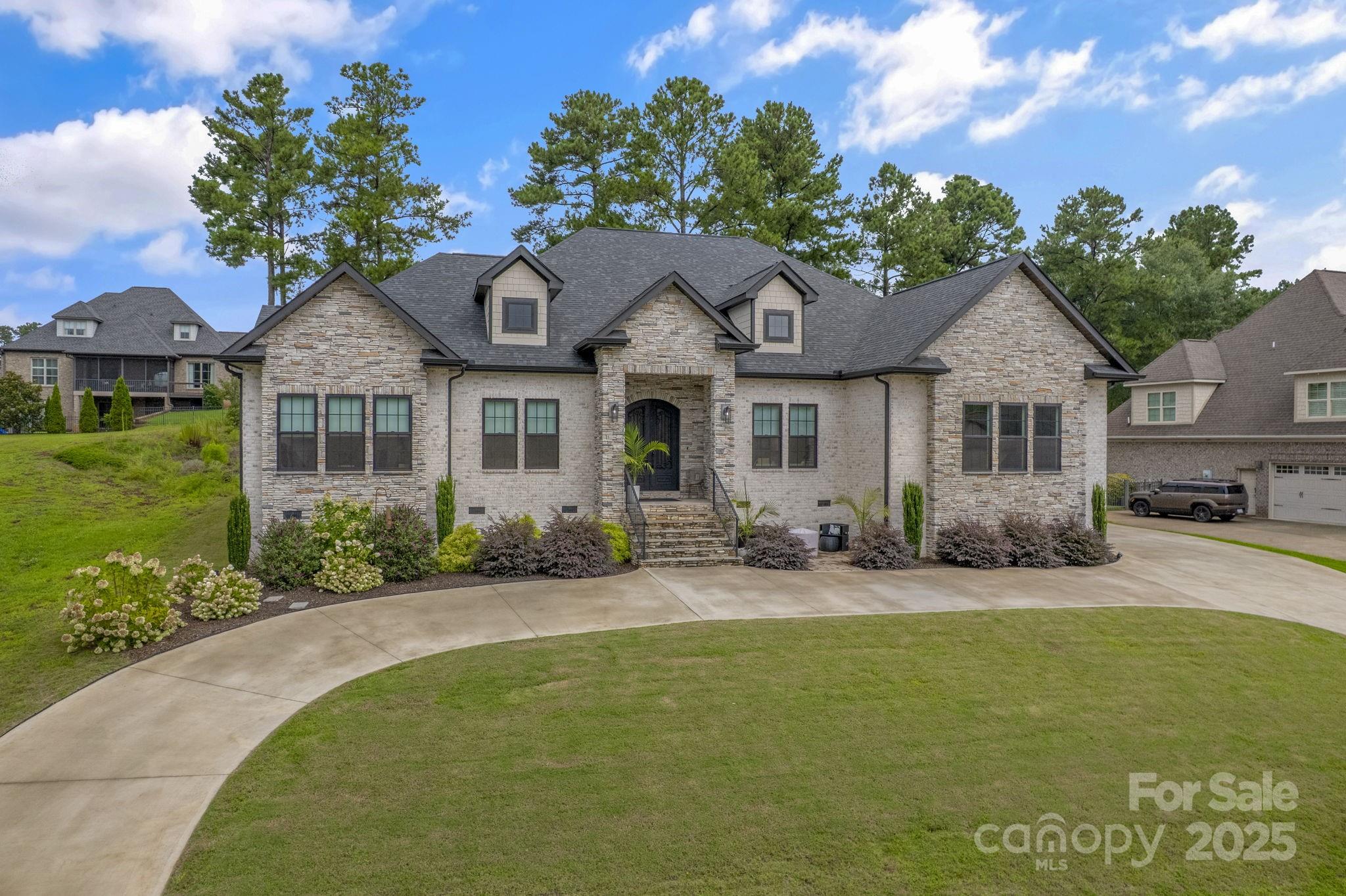 Woodfin Ridge - Residential