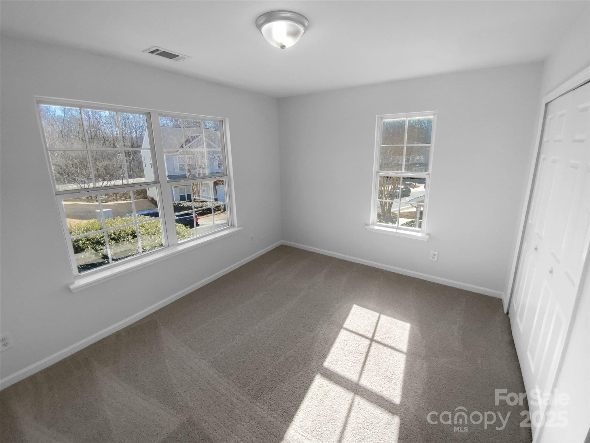 Cascades at River Crossing - Residential