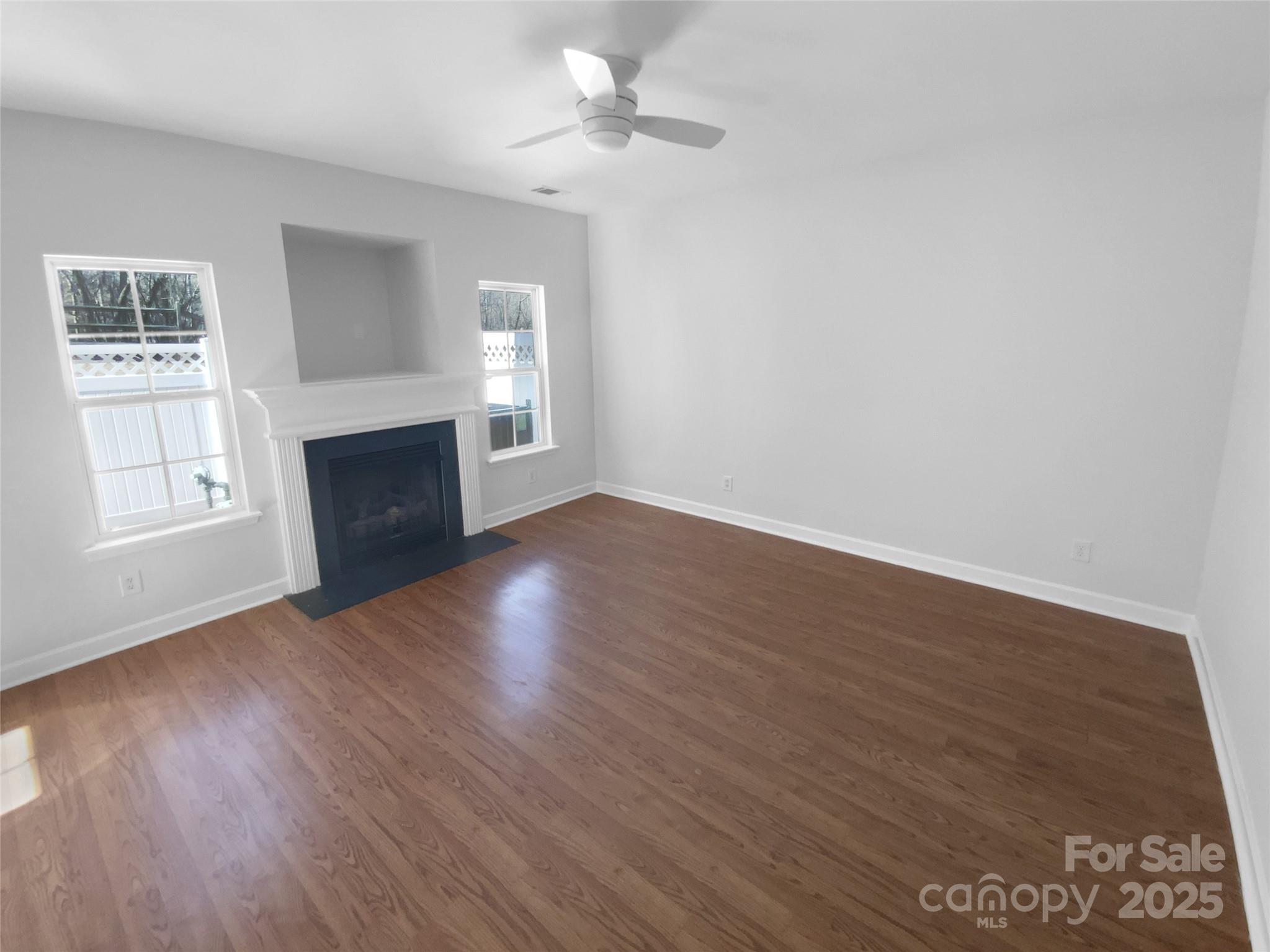 Cascades at River Crossing - Residential