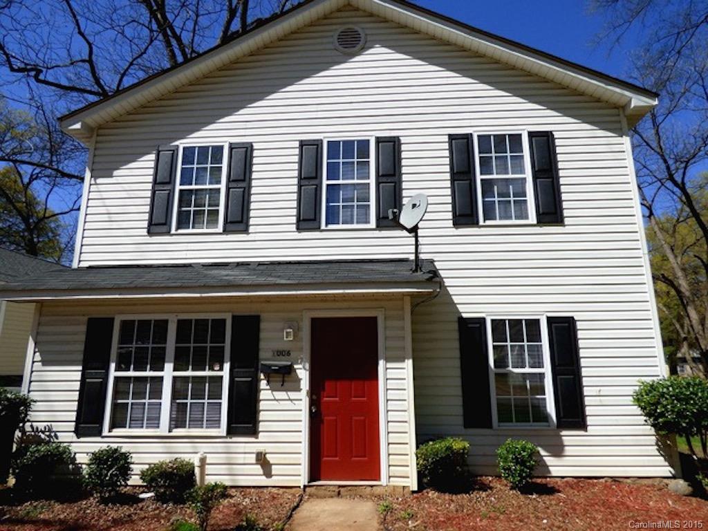 Beautiful Newly Painted, All Electric Home just Minutes from Public Transportation, I-85, Uptown Charlotte, Grocery and Convenience Stores. it features an Open Floor Plan in the Kitchen w/all Appliances included  for Convenience; New Carpet & Vinyl Flooring, Master Bedroom down w/Full Bath and Spacious Garden Tub,&  Large Walk-In Closet, 2nd level features  3  Spacious Bedrooms, W/D Connections, Central Heat & Air, Spacious Backyard w/a Cozy Patio*Great for Entertaining Friends & Family.