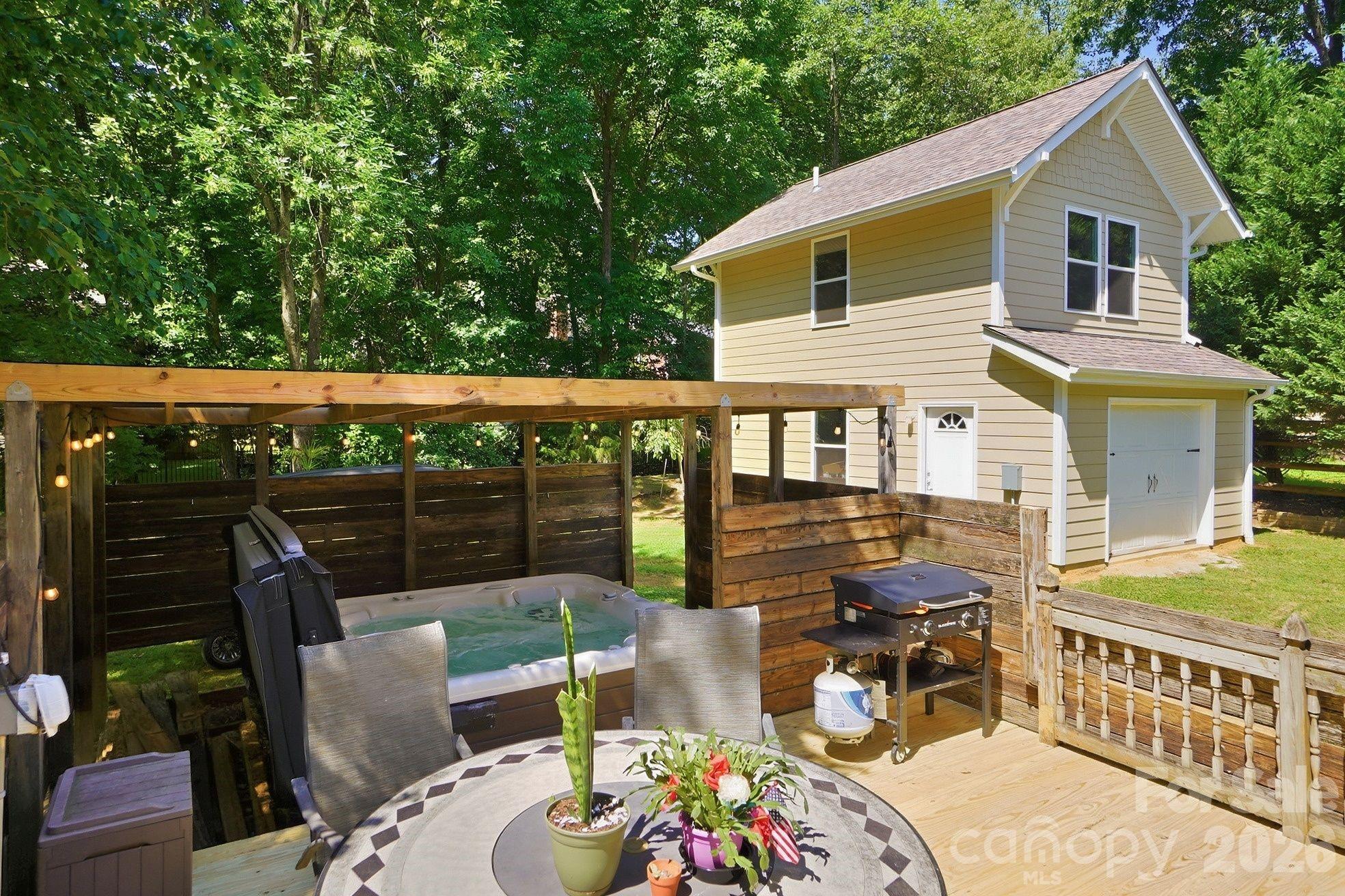 Cameron Wood - Residential