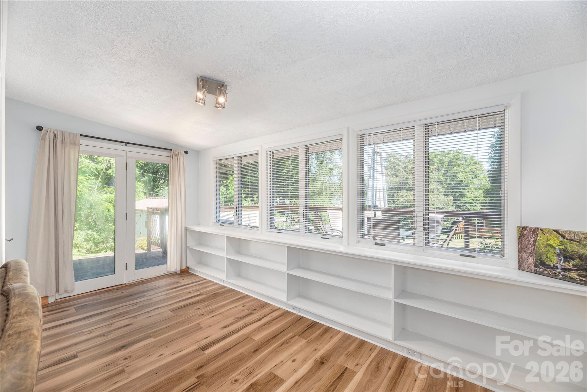 Camelot - Residential