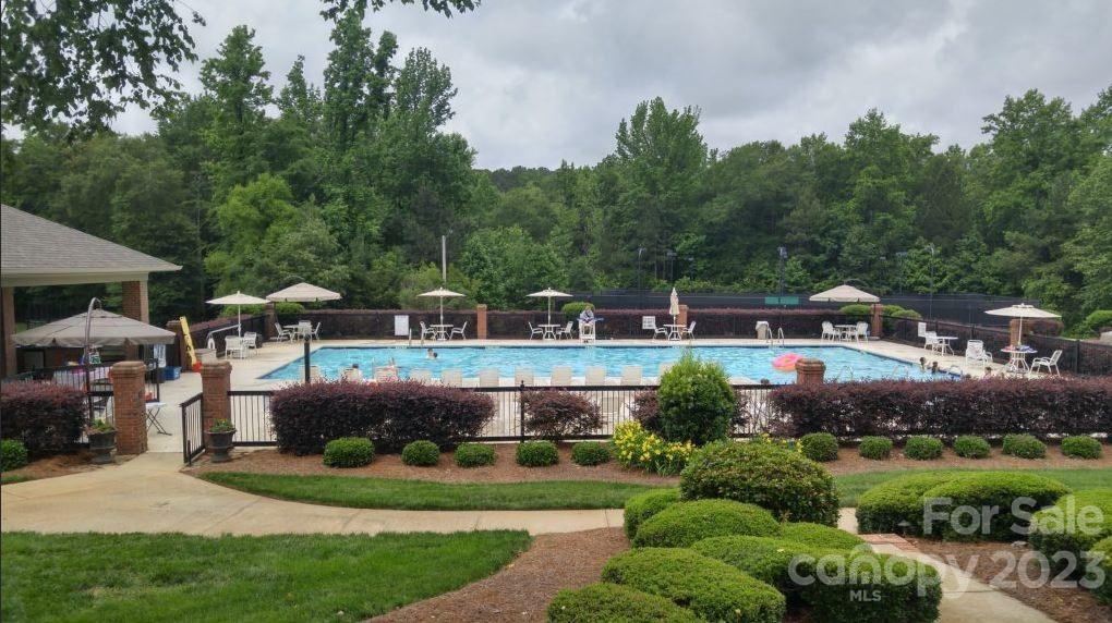 Meadow Lakes II - Residential