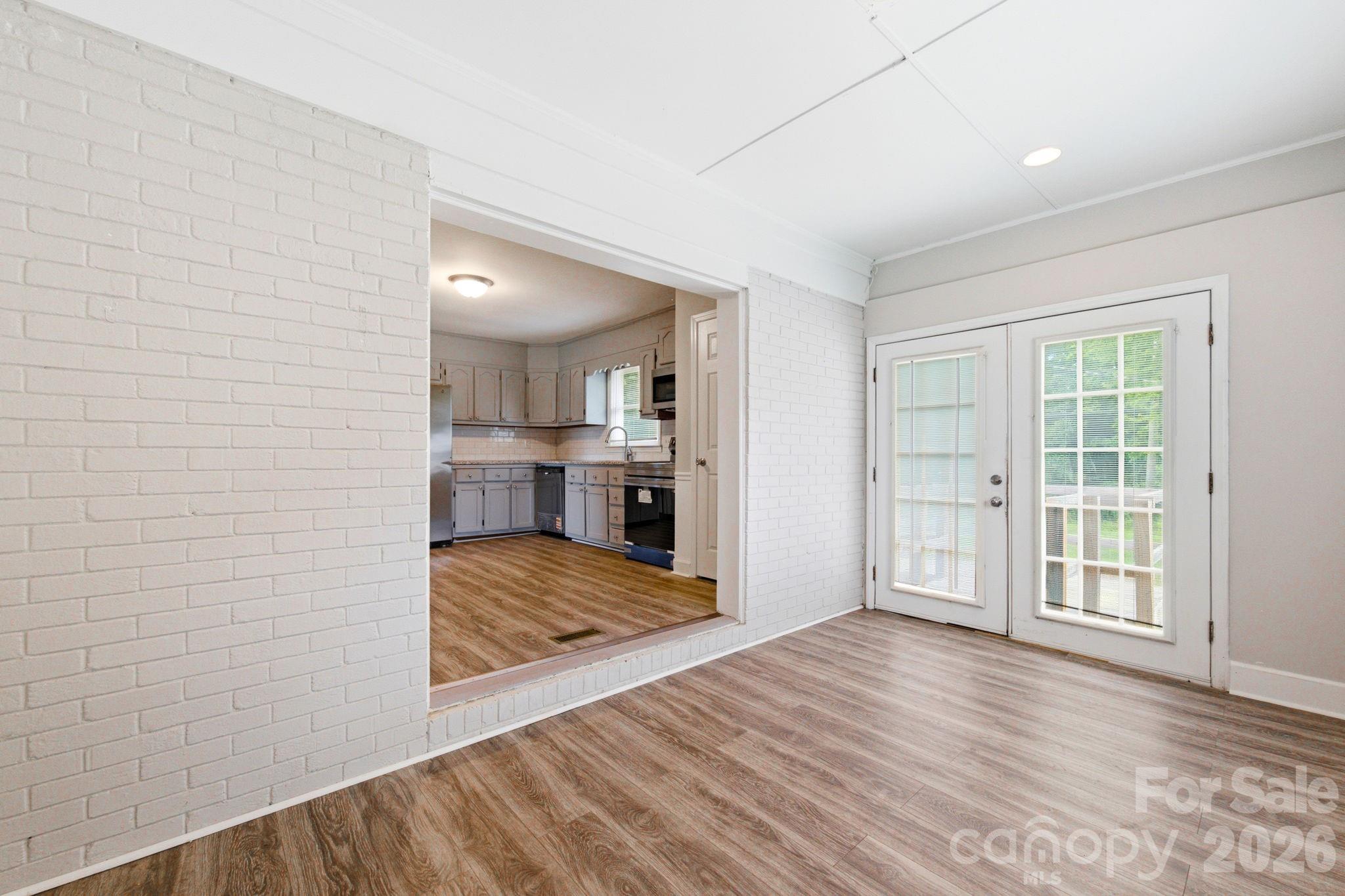 Derita Woods - Residential