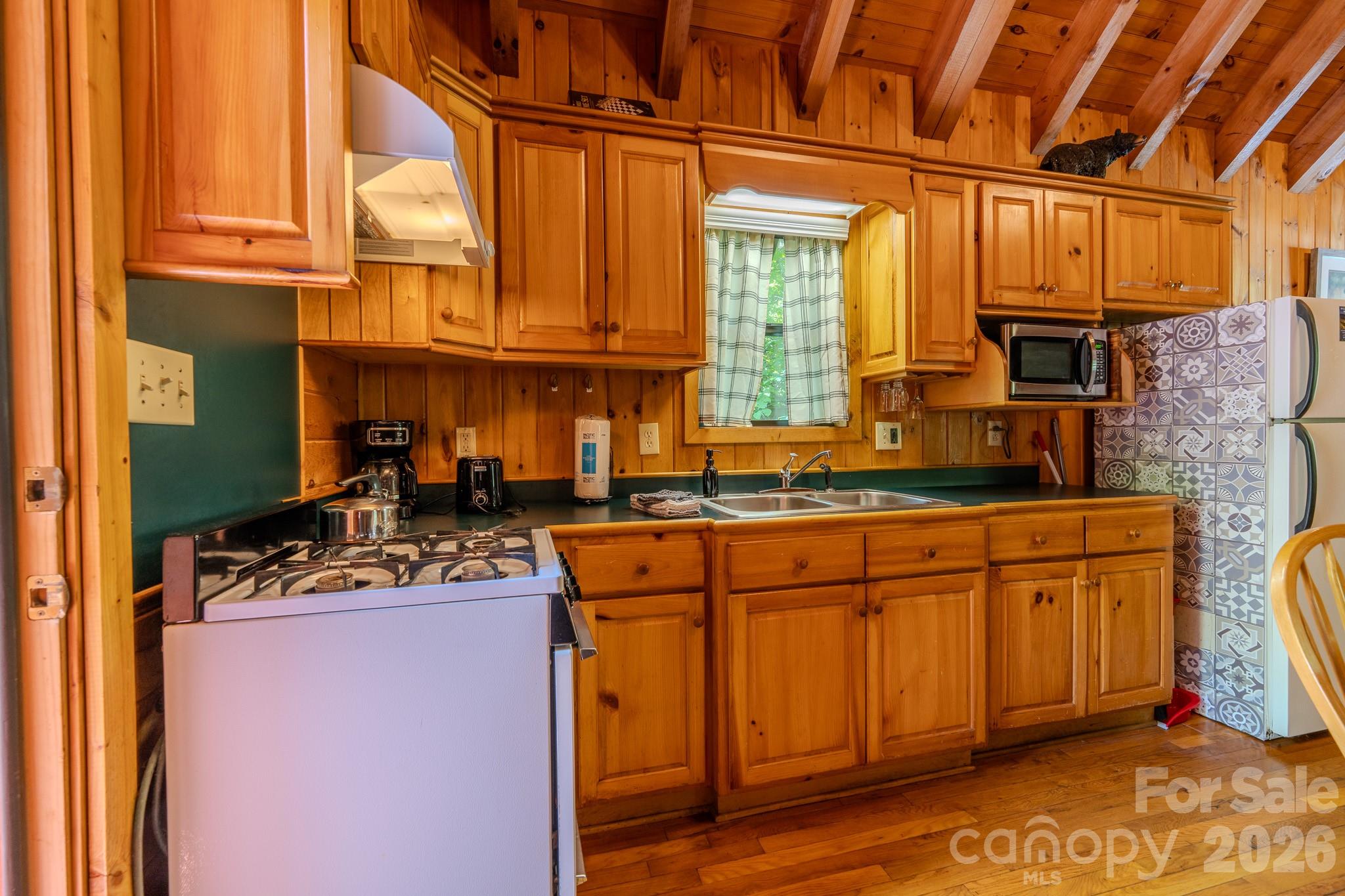 Bear Den Acres - Residential