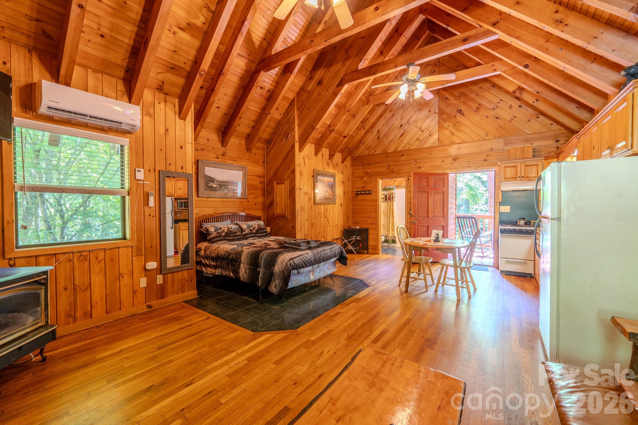 Bear Den Acres - Residential