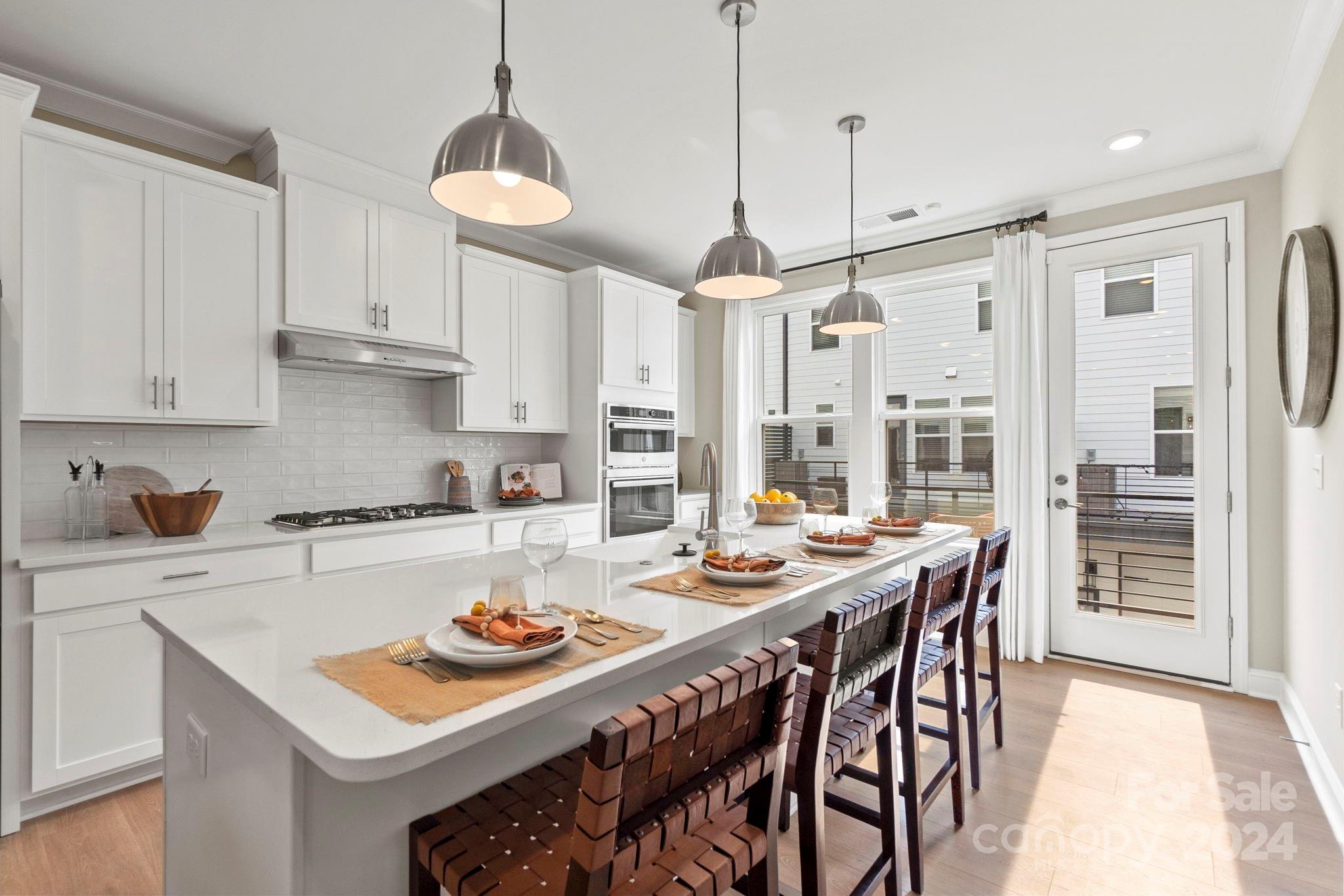 Mineral Springs - Residential