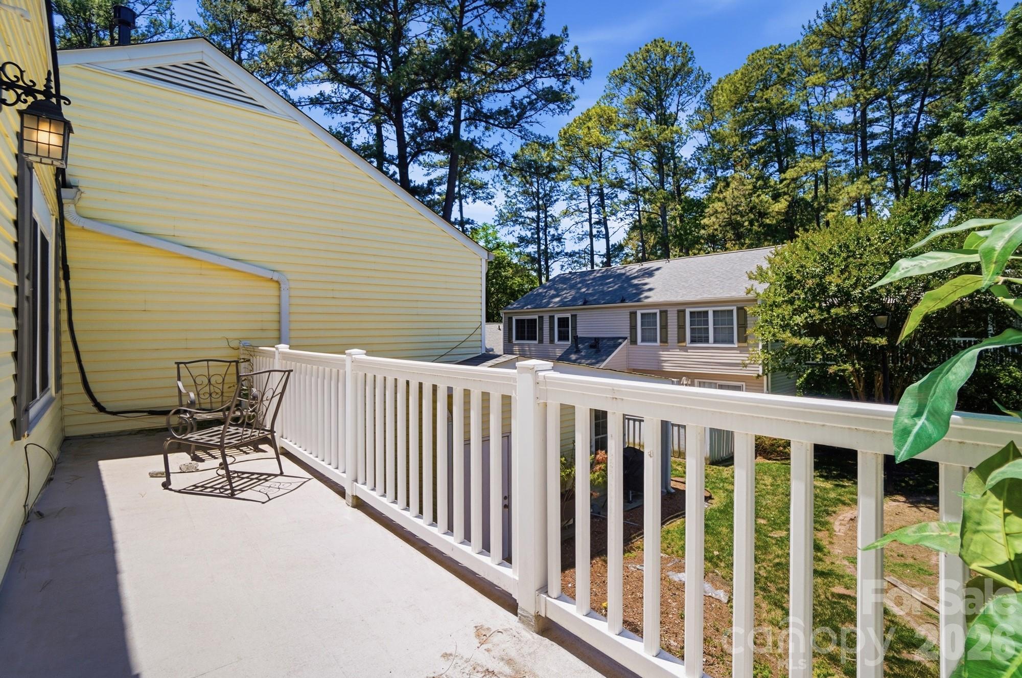 FalconBridge - Residential