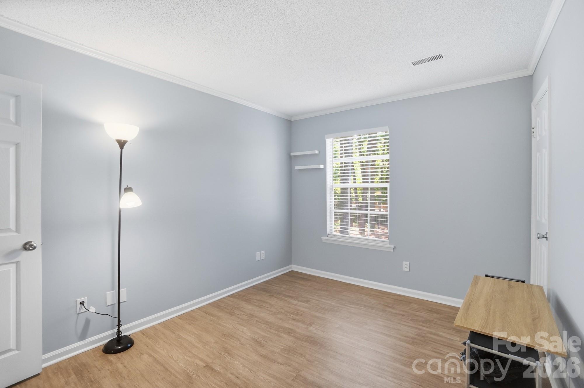 FalconBridge - Residential