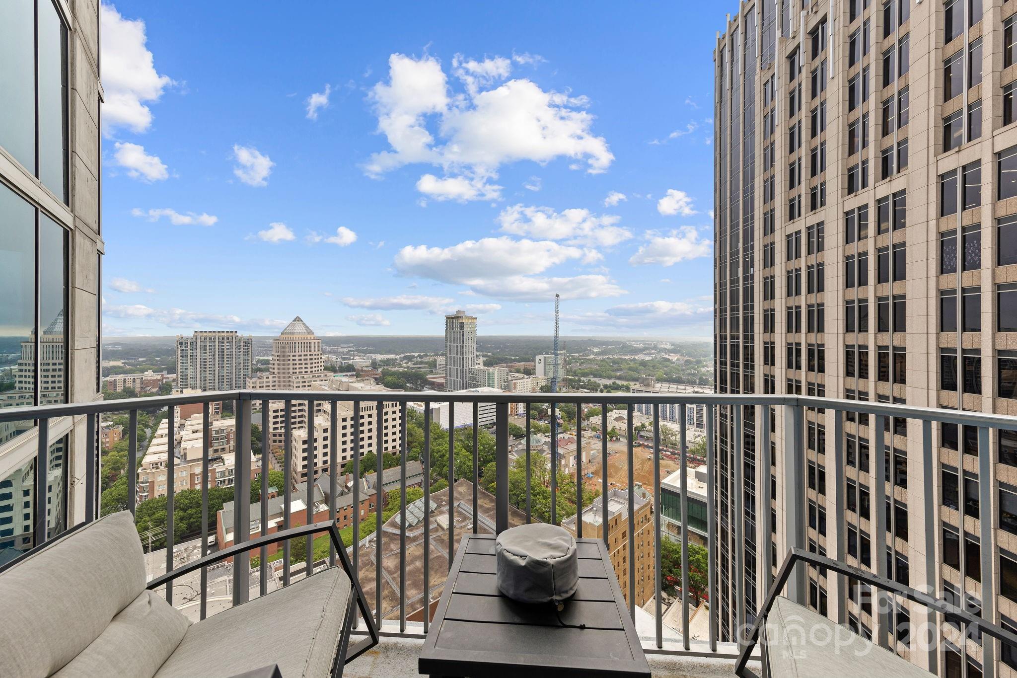 Avenue Condominiums - Residential