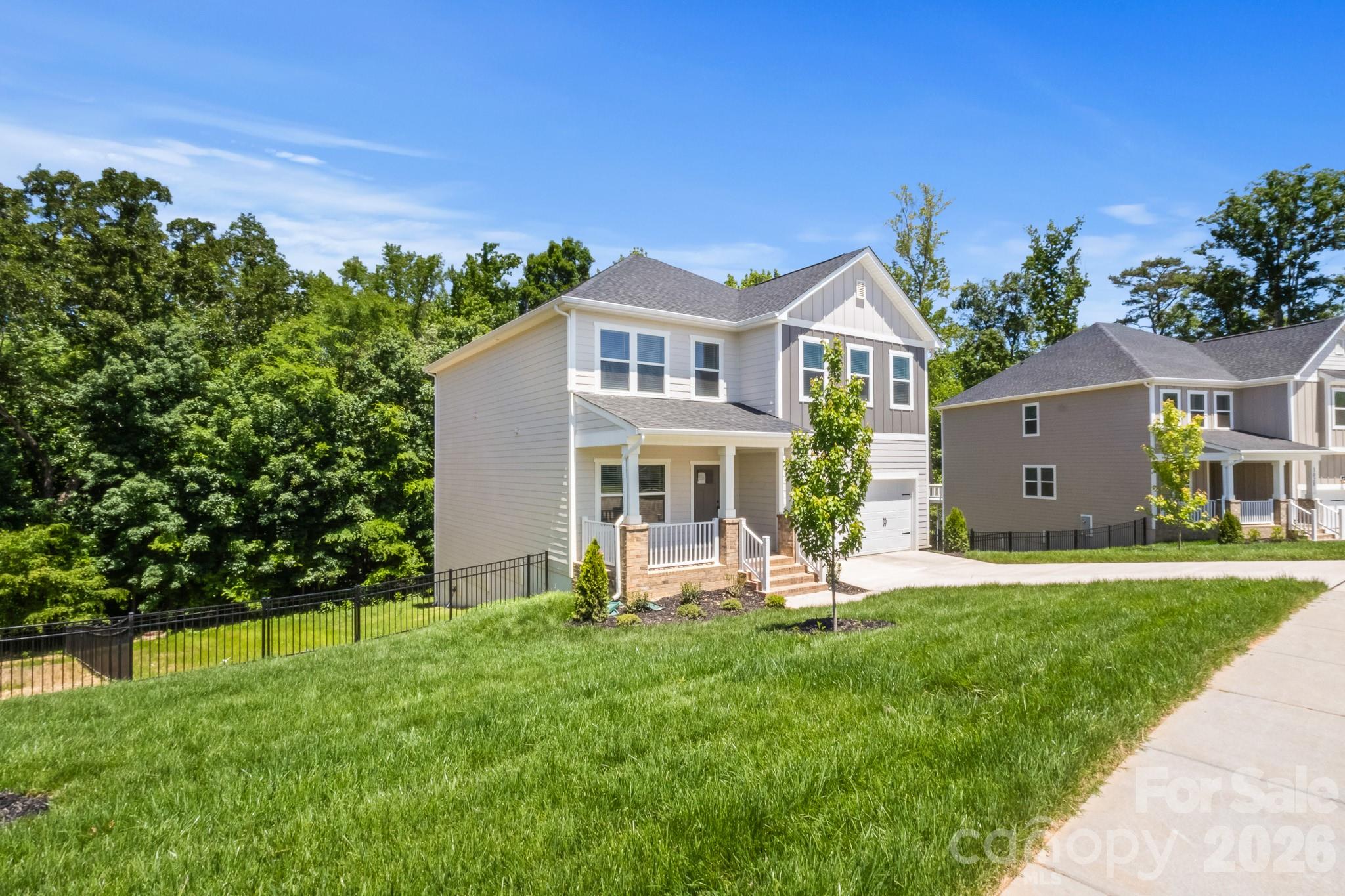 Woodlands Creek - Residential
