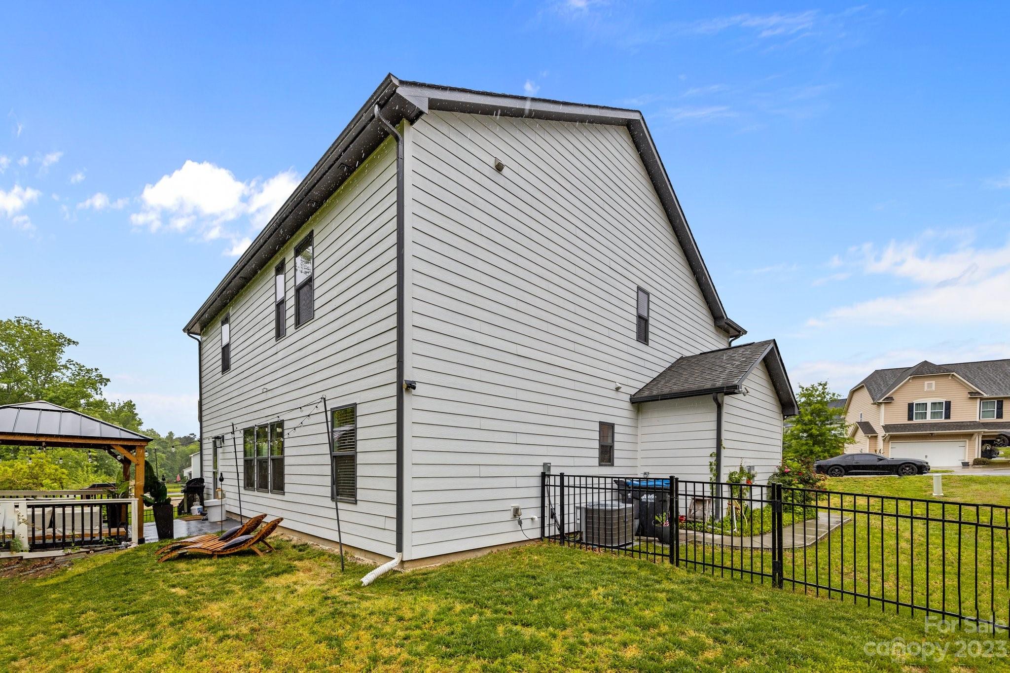 Fox Ridge - Residential