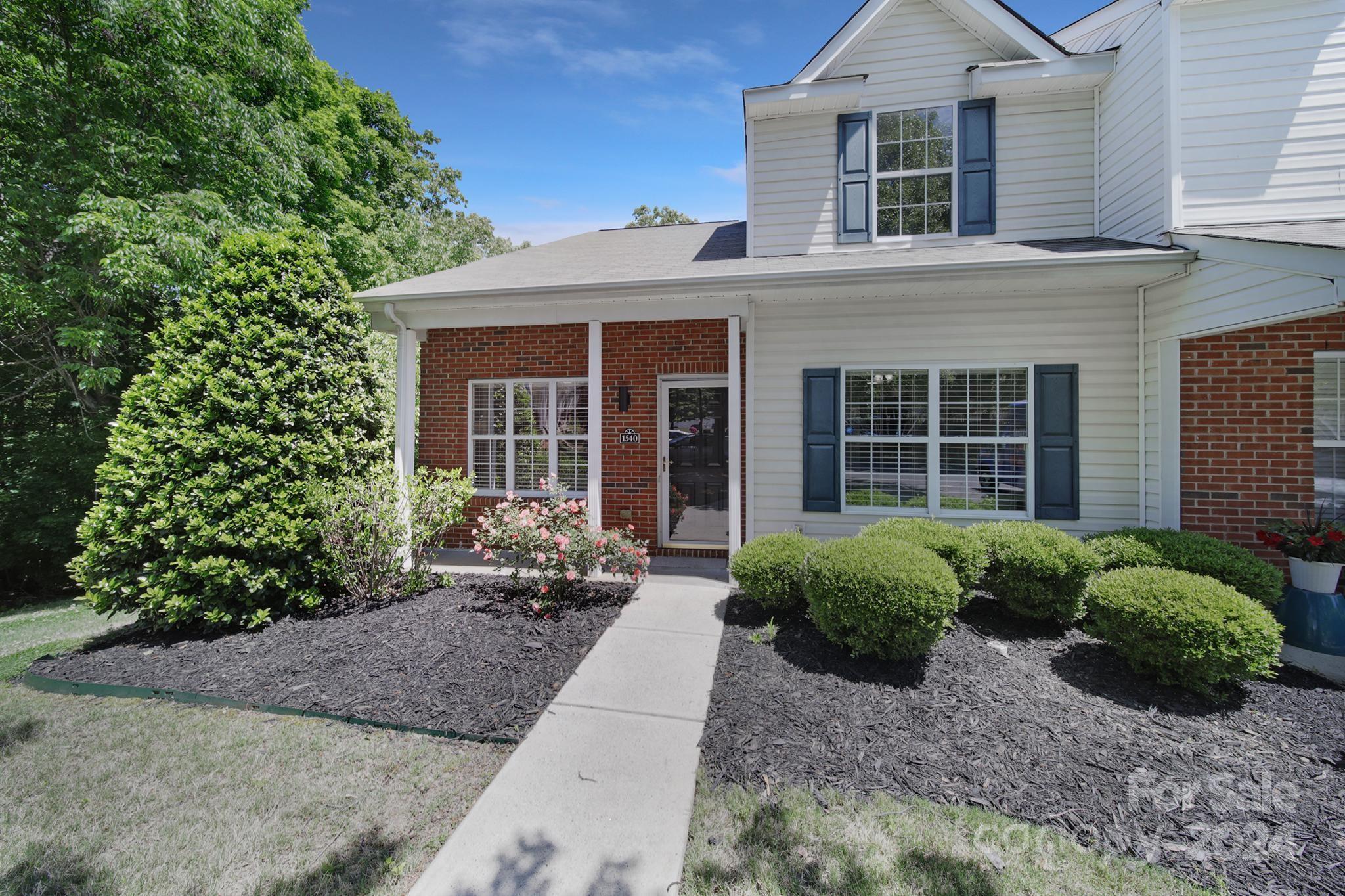 Lexington Commons - Residential