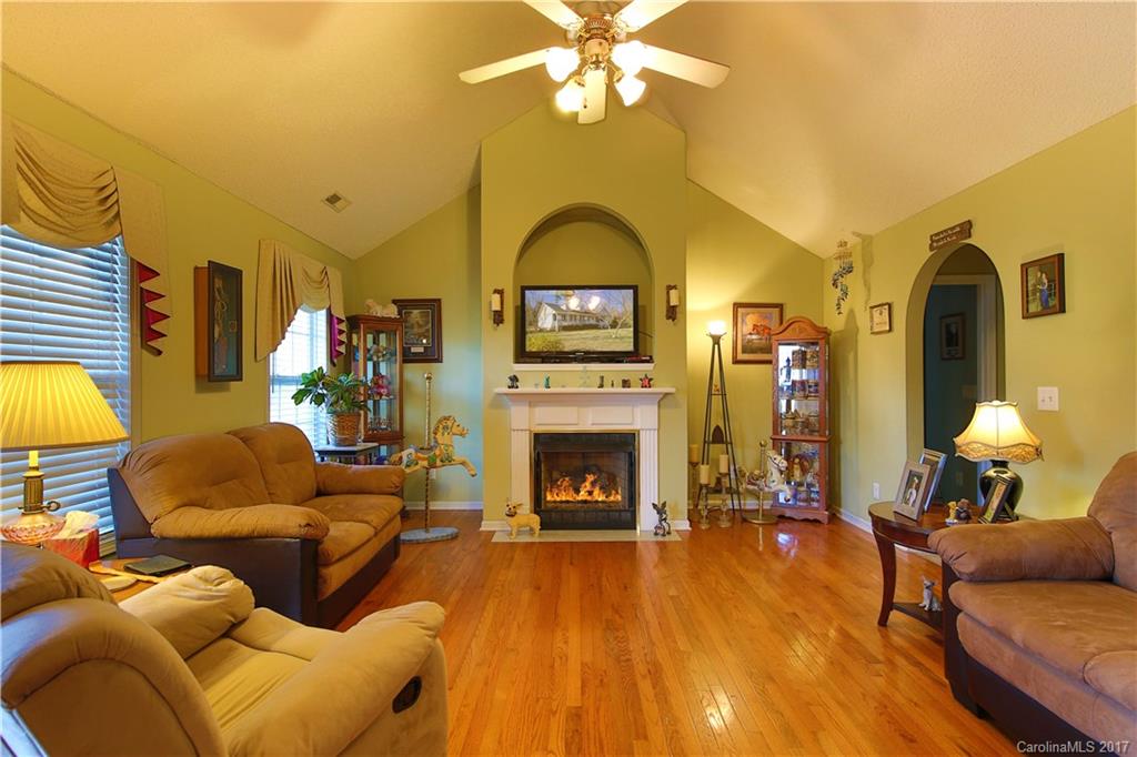 Hallmark Glen - Residential