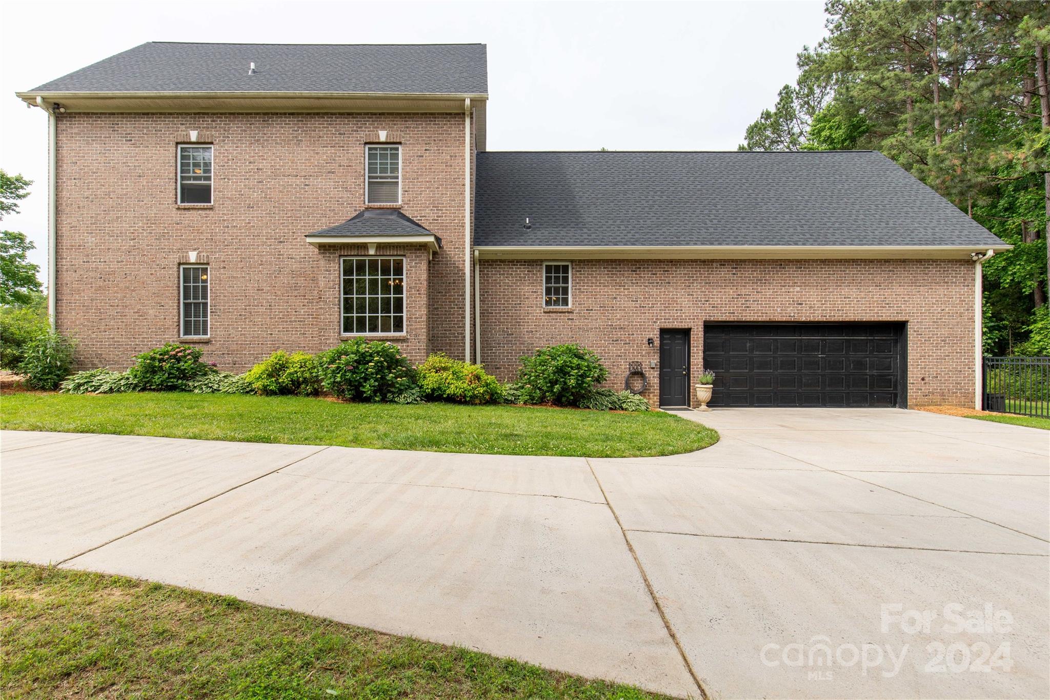 Vanderlakes - Residential