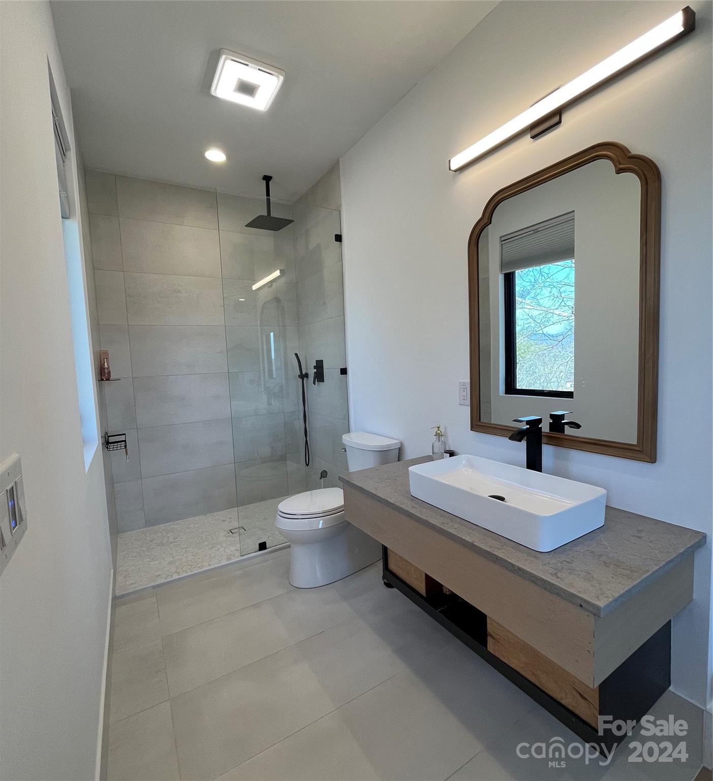 Waterford Lakes - Residential