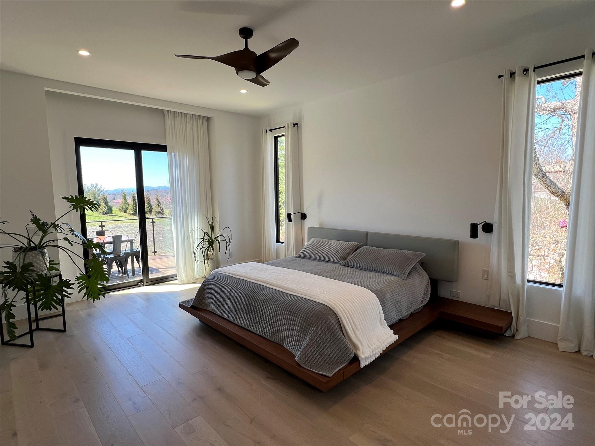Waterford Lakes - Residential